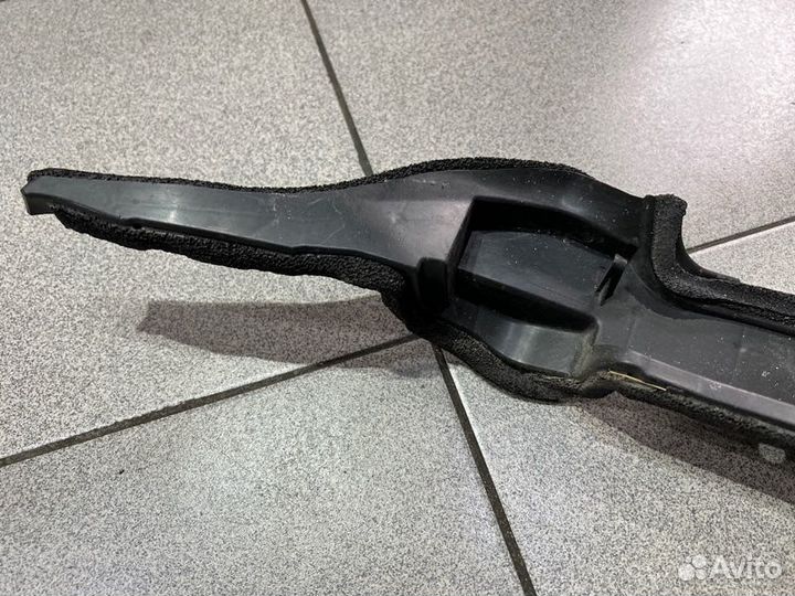 Защита крыла Toyota Camry axvh70-1030006 A25A-FXS