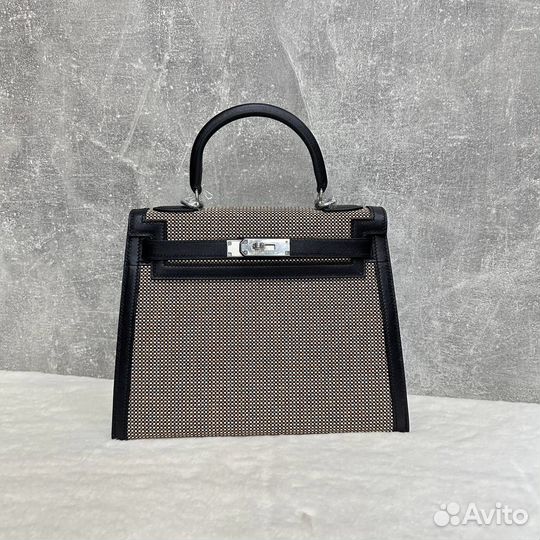 Hermes сумка Kelly 28 Swift