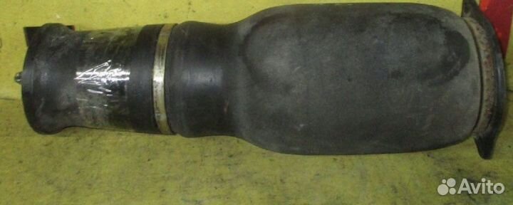 Стойка задняя левая пневмо mercedes v-class w639