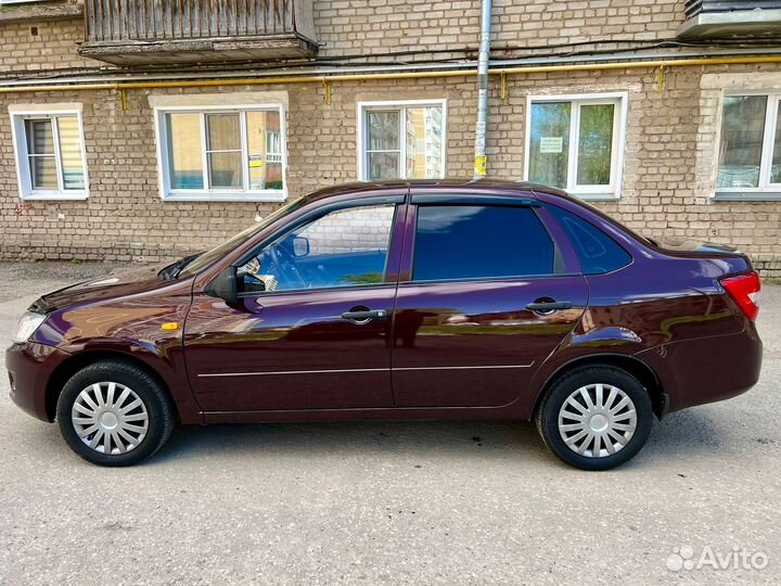 LADA Granta 1.6 МТ, 2013, 112 000 км