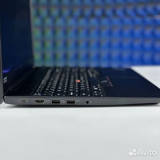 Ноутбук Lenovo ThinkPad Ryzen5/8RAM/SSD