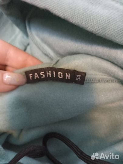 Спортивный костюм женский