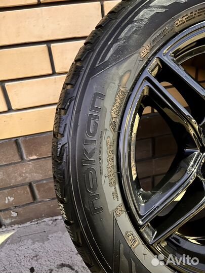 Колеса зимние в сборе 225/50 r16