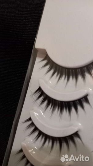 Накладные ресницы с клеем