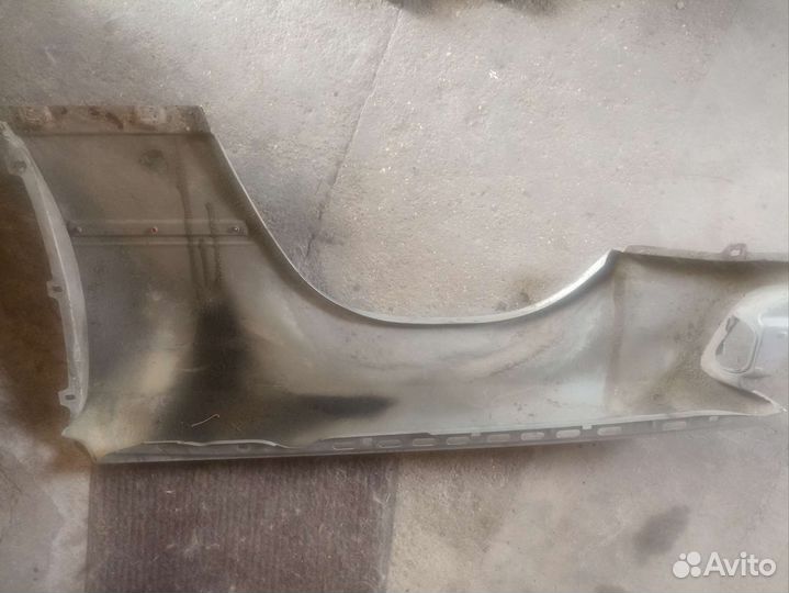 Крылья передние mercedes w 124