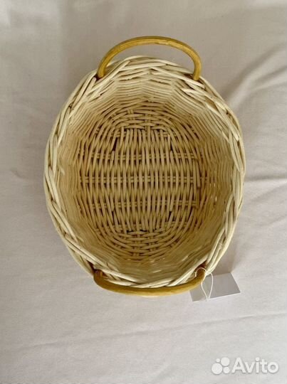 Плетеная корзинка декоративная