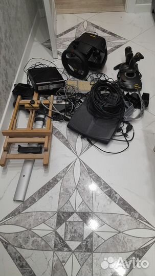 Игровой руль и джойстики,блок,клавиатура