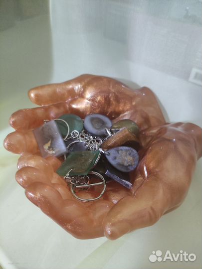 Руки Давида, подставка,кашпо