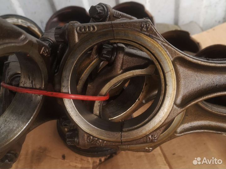 Поршень с шатуном 4,2 audi ауди A8 D2/D3