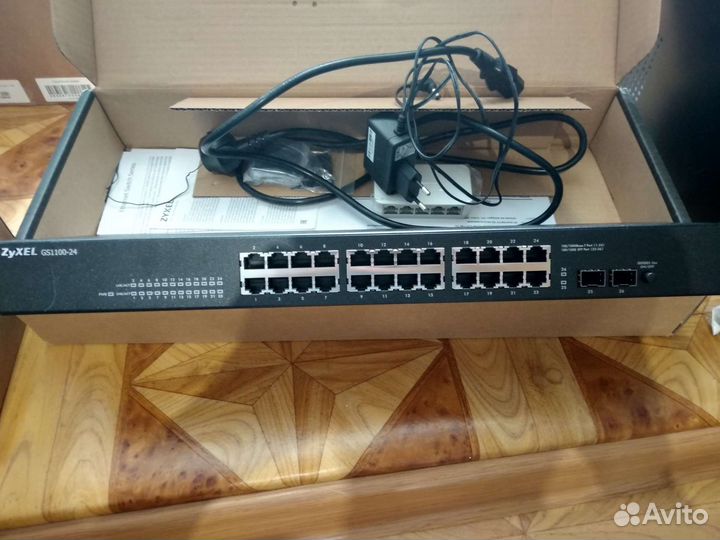 Коммутатор Zyxel switch GS1100 24