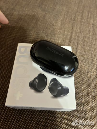 Беспроводные наушники samsung galaxy buds plus