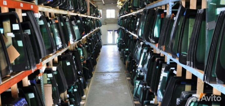 Лобовое стекло Шевроле Еванда