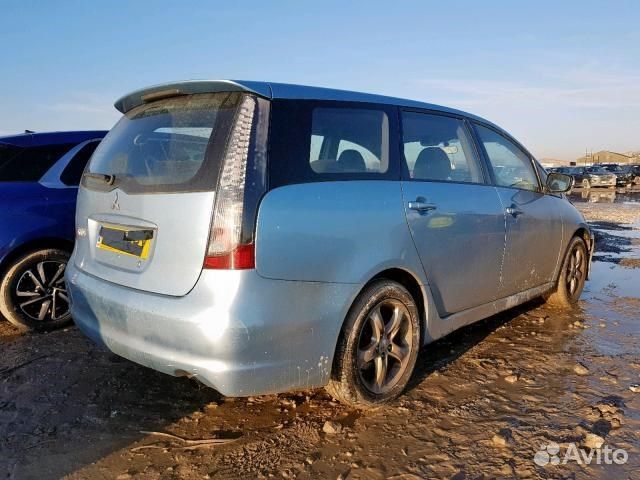Разбор на запчасти Mitsubishi Grandis