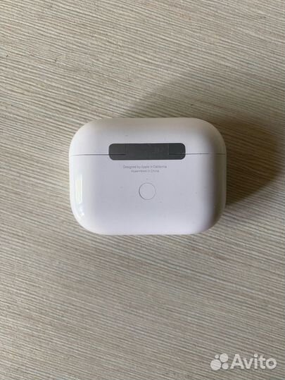 Беспроводные наушники apple airpods