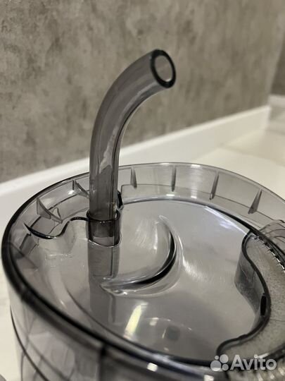 Фонтанчик (поилка) для кошек