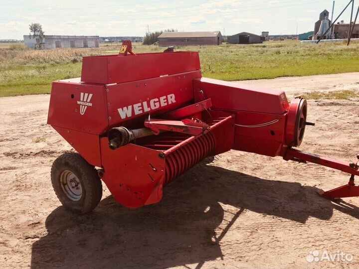 Пресс-подборщик Welger AP 400, 2002