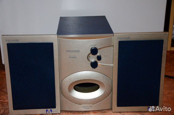 Акустическая система для компьютера Микролаб 2,1