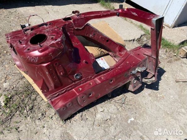 Лонжерон левый передний Тойота рав 4 ха 50