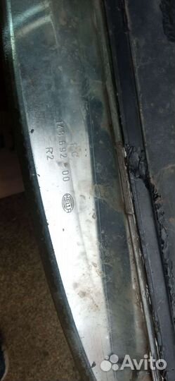 Фара правая для WV Passat