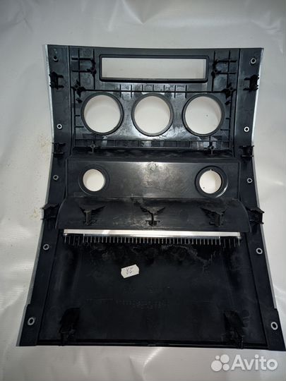 Облицовка панели приборов ниж. УАЗ Патриот