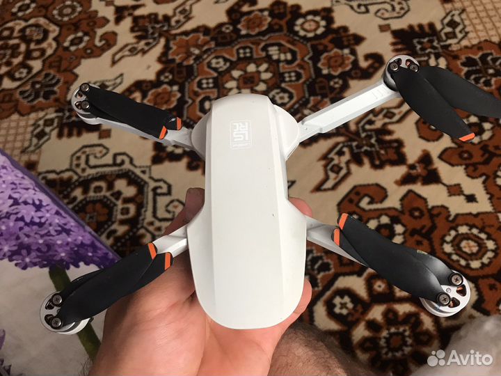 Квадрокоптер с камерой