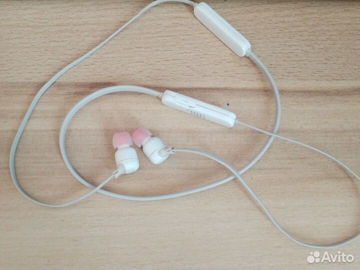 Наушники JBL