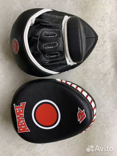 Лапы для единоборств reyvel