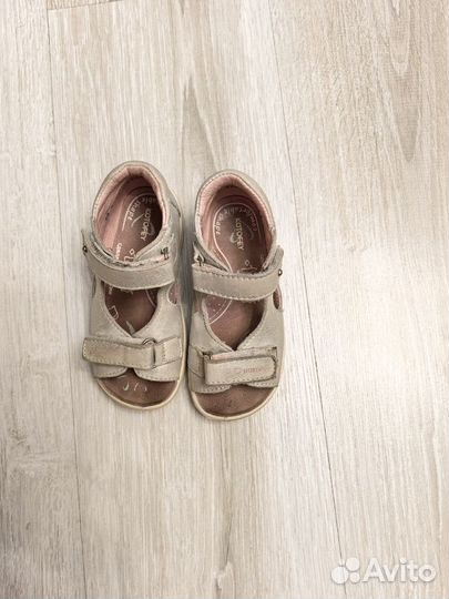 Сандалии для девочки 25 размер
