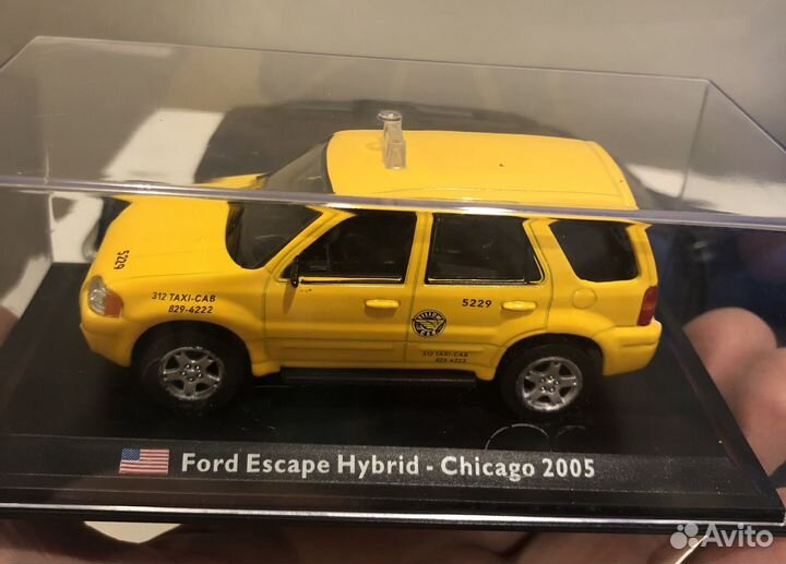 1/43 Ford Escape
