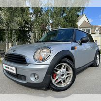 MINI One 1.4 MT, 2009, 299 000 км, с пробегом, цена 695 000 руб.