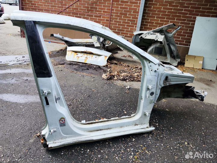 Проем двери правый и лонжерон polo sedan 2012