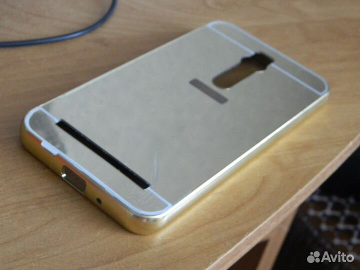 Продам чехол на asus