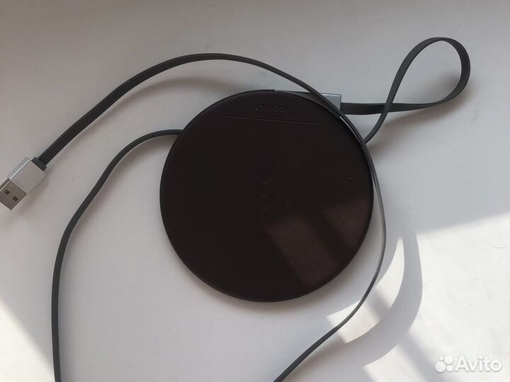 Беспроводная зарядка для iPhone