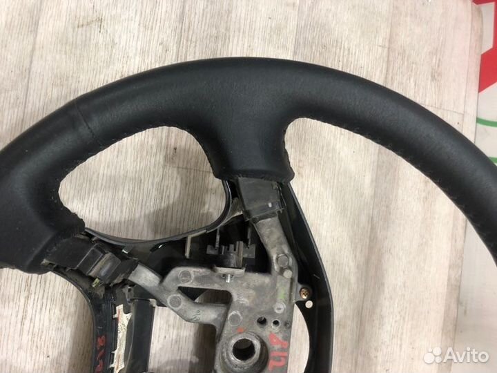 Руль Mitsubishi Outlander CU5W 4G69 2006