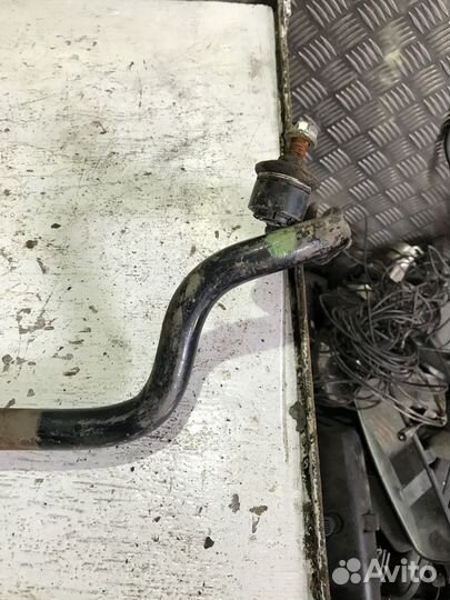 Стабилизатор передний Ниссан Примера П12 Primera