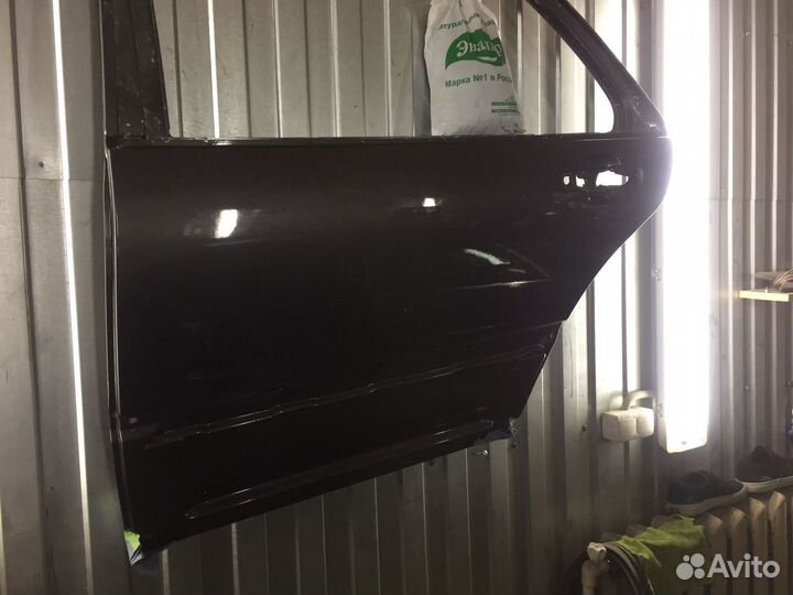 W140 задняя левая дверь