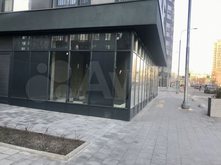 Торговая площадь 52 кв.м около метро