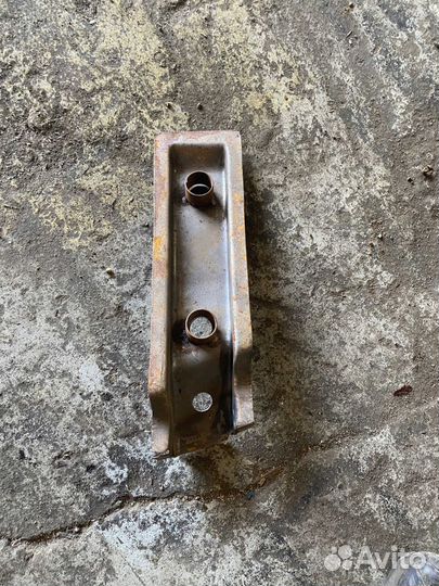 Элемент рамы газ-14