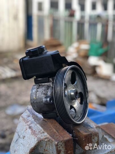 Насос гур peugeot 206