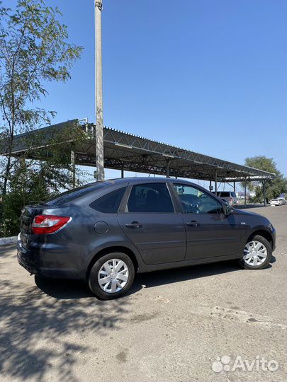 LADA Granta 1.6 МТ, 2015, 121 169 км