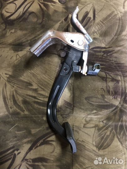 Педаль тормоза hyundai solaris АКПП