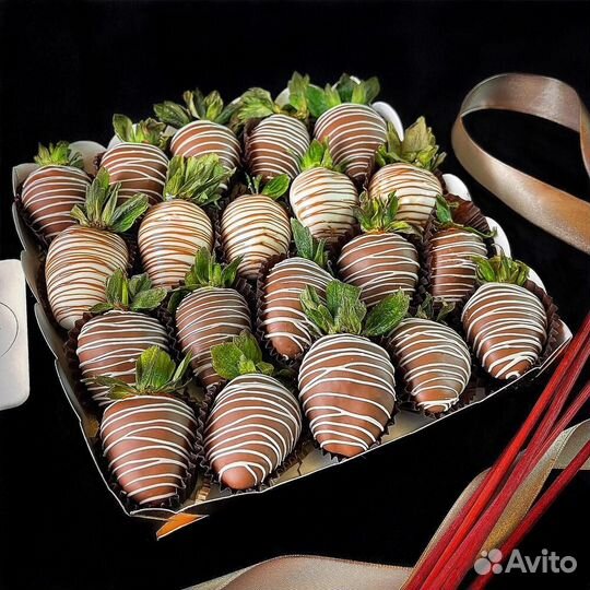 Клубника в Шоколаде, десерт к чаю в Казани