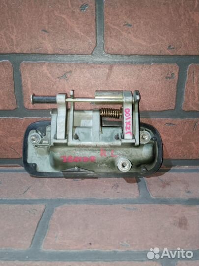 Ручка двери внешняя toyota chaser JZX100 1JZ-GE RR/LH