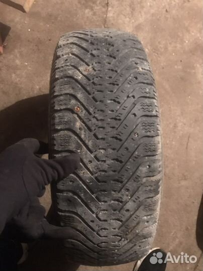 Goodyear UltraGrip 500 205/65 R15