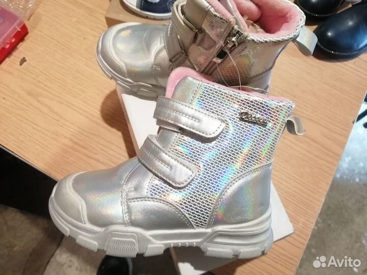 Ботинки для девочки утеплённые на раннею весну