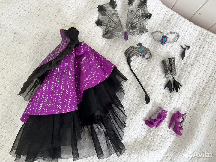 Одежда Рейвен квин день коронации эвер афтер