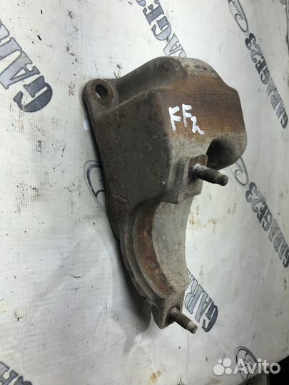 Кронштейн промежуточного вала Ford Focus 2