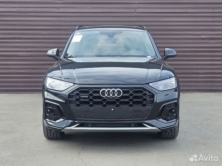 Audi Q5L 2.0 AMT, 2024, 5 км