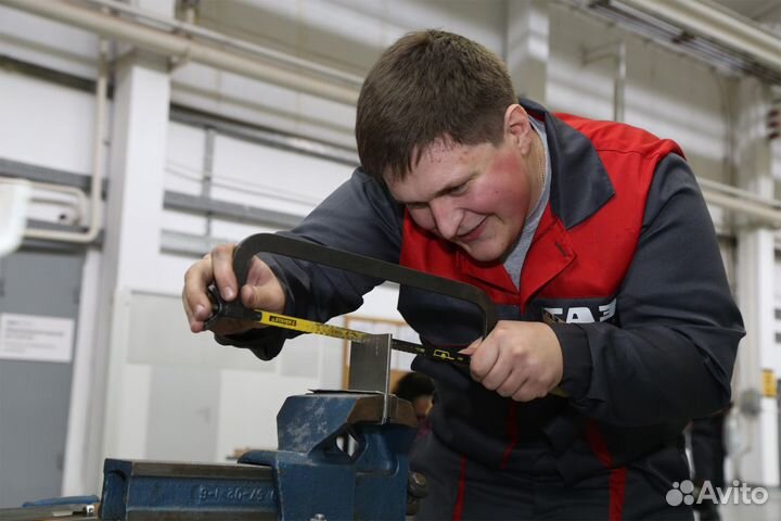 Слесарь мср