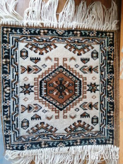 Ковёр шерстяной мини